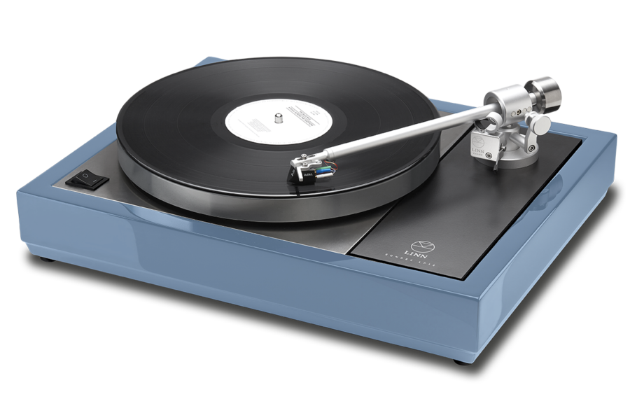 Majik-LP12-Krane-Tonearm-23-Blue_Pantone-645-C-900x600