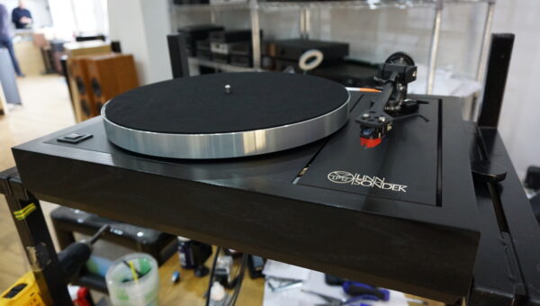 Linn LP12 12 with Basik Plus (please read full spec)