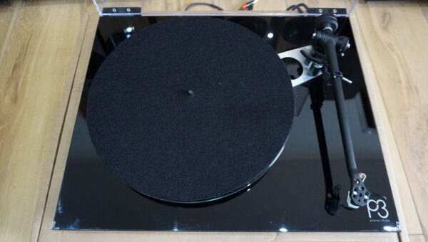 Rega P3 with Audio Technica VM95e Cartridge Used - Image 5