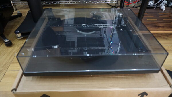 Rega P6 with Ortofon 2M Black Used - Image 4