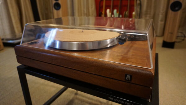 Acoustic Research Legend Turntable with Mission arm and AT Cart Used - Image 3