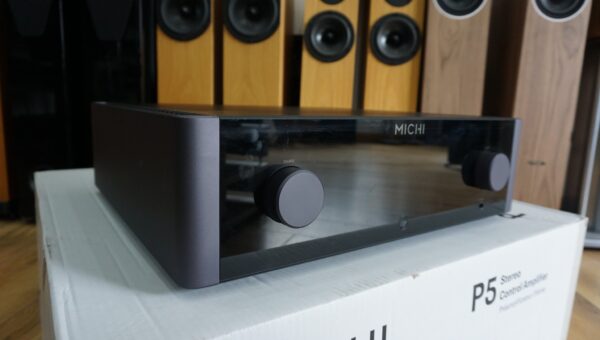 Michi (Rotel) P5 pre-amp DAC Used