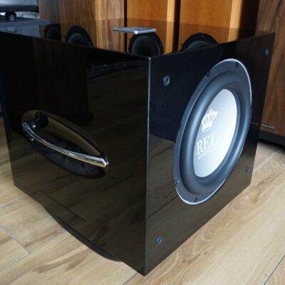 REL S/510 subwoofer Used Gloss black