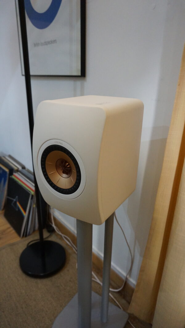 Kef LS50 meta speakers in white USED - Image 2