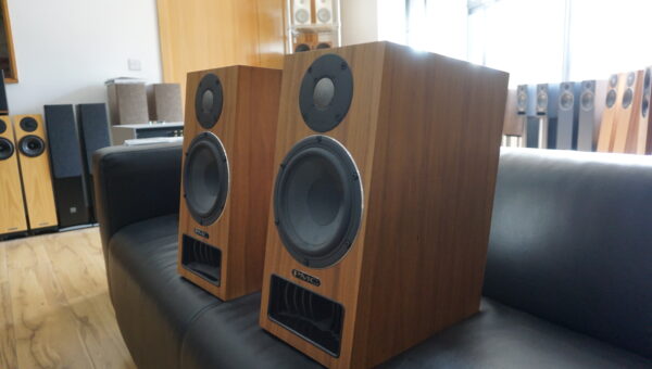 PMC Twenty5 .22i walnut USED - Image 7