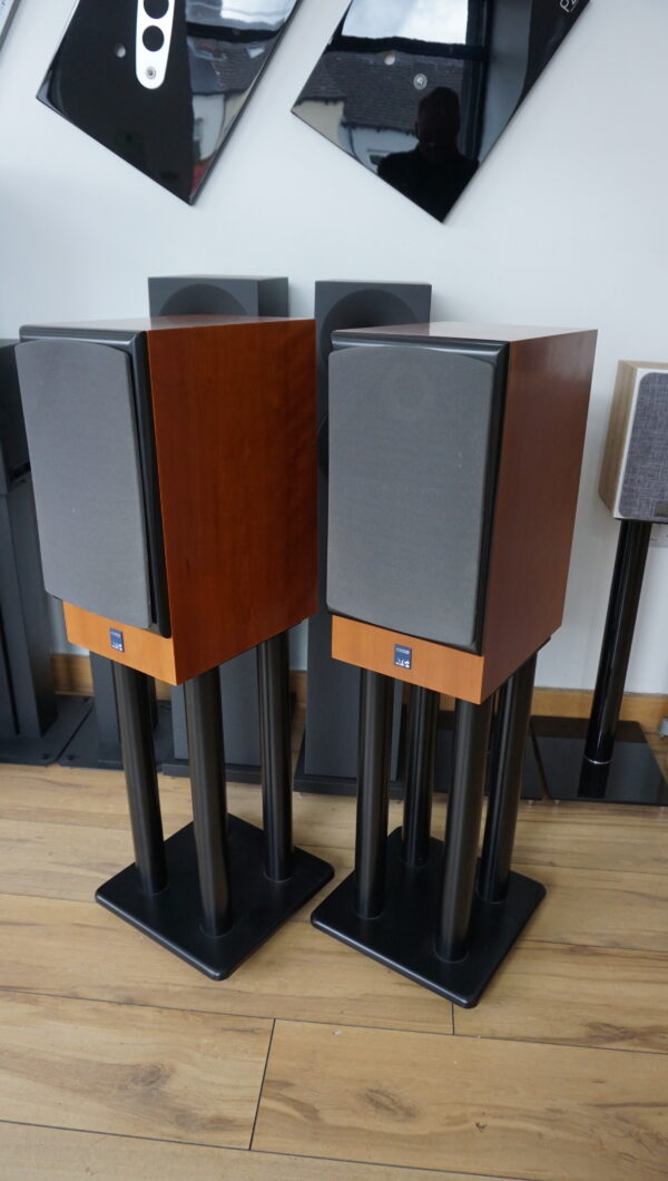 ATC SCM19 speakers & stands Used
