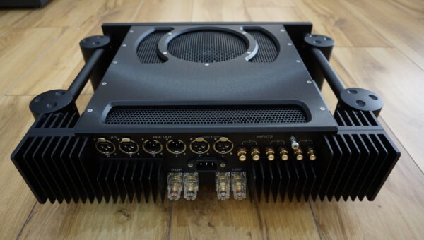 Chord Ultima Integrated amplifier Black Ex Demo - Image 5
