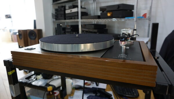 Linn LP12 with Ittok and Audio Technica AT95ML Used - Image 2