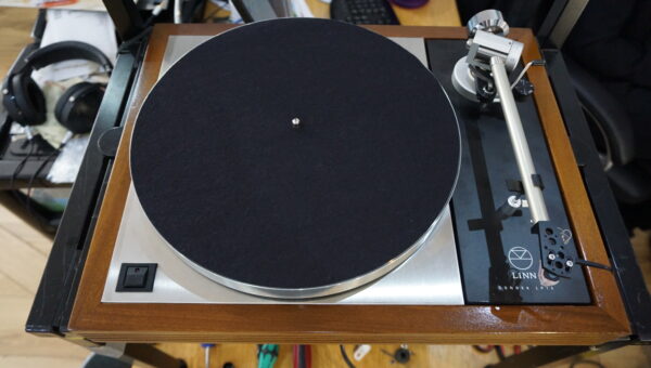 Linn LP12 with Ittok and Audio Technica AT95ML Used - Image 4