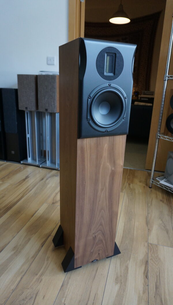 Neat Orkestra speakers in walnut USED