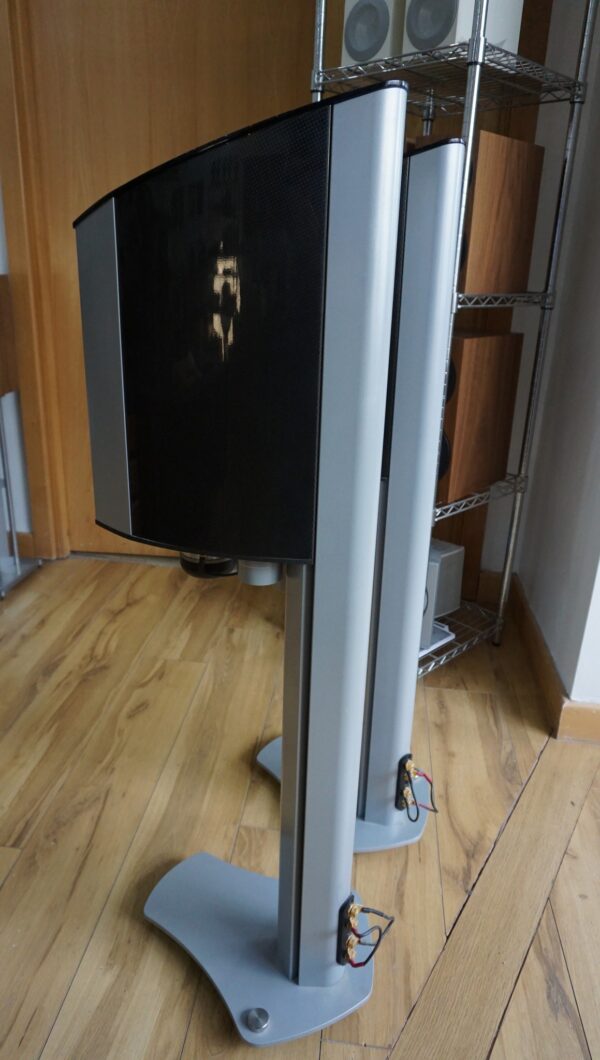 Wilson Benesch Discovery loudspeakers in silver/Carbon USED - Image 5