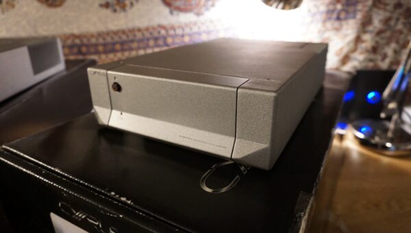 Cyrus 8 power Q Silver USED