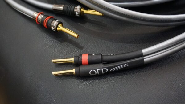 QED X40i speaker terminated Used - Image 3