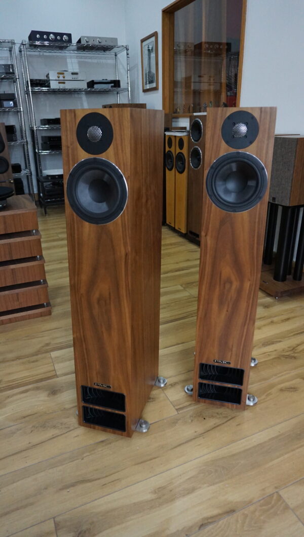 PMC Twenty5 .24 in walnut USED - Image 3