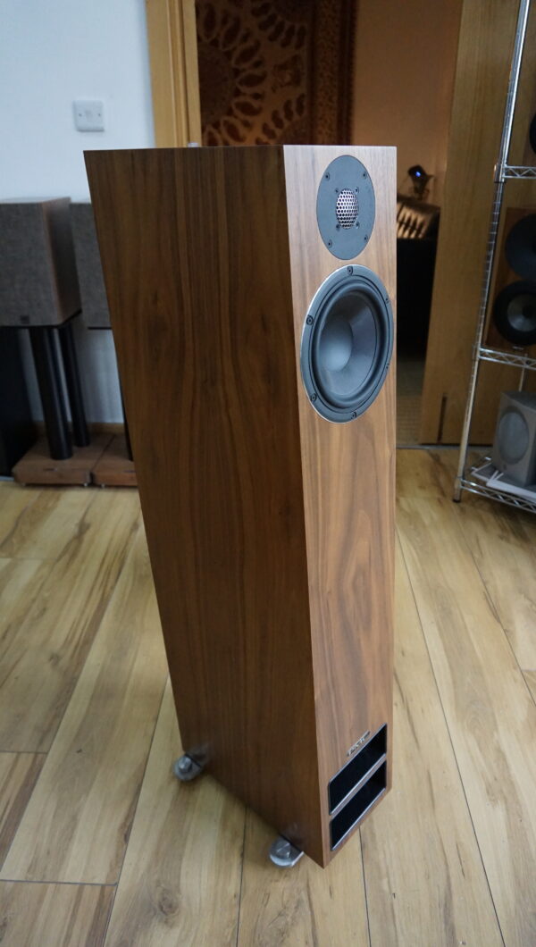 PMC Twenty5 .24 in walnut USED - Image 5