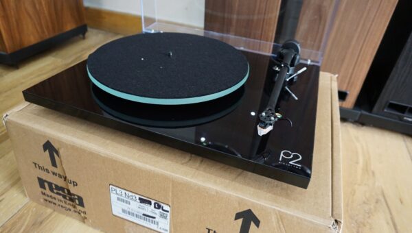 Rega P2 gloss black with AT MM cart USED - Image 4