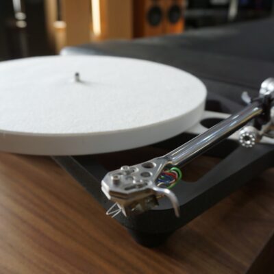 Rega P10