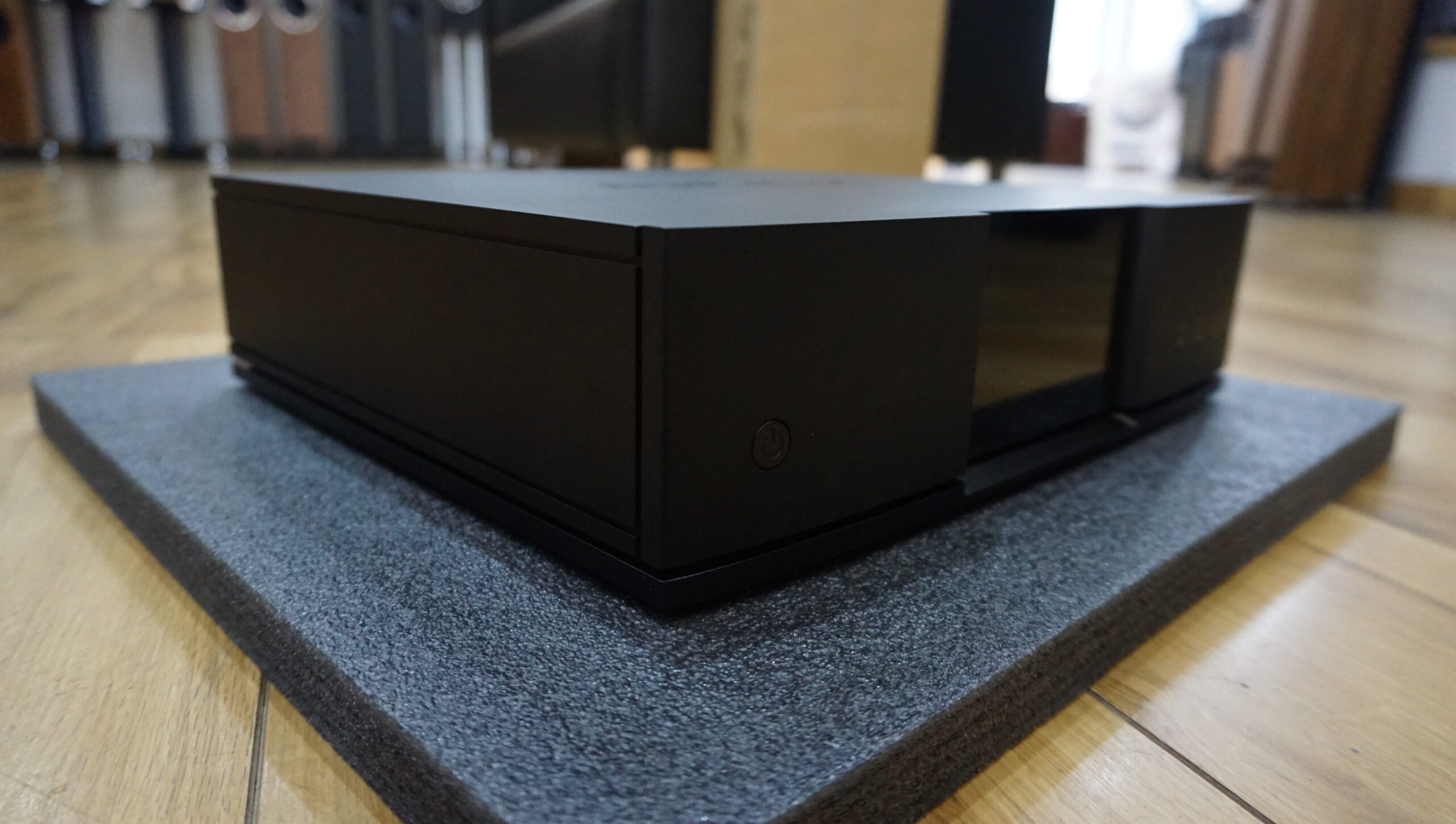 Auralic Aries G2.1 Streaming transport Used - Image 2