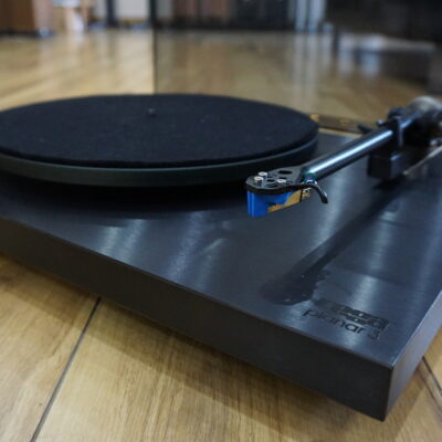 Rega P3 with Elys mid 90's but upgraded to 24 volt motor Used