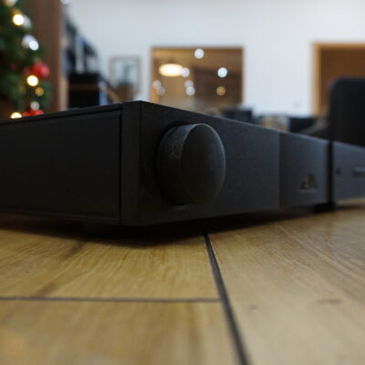 Naim Audio Nait 5i integrated amp used.