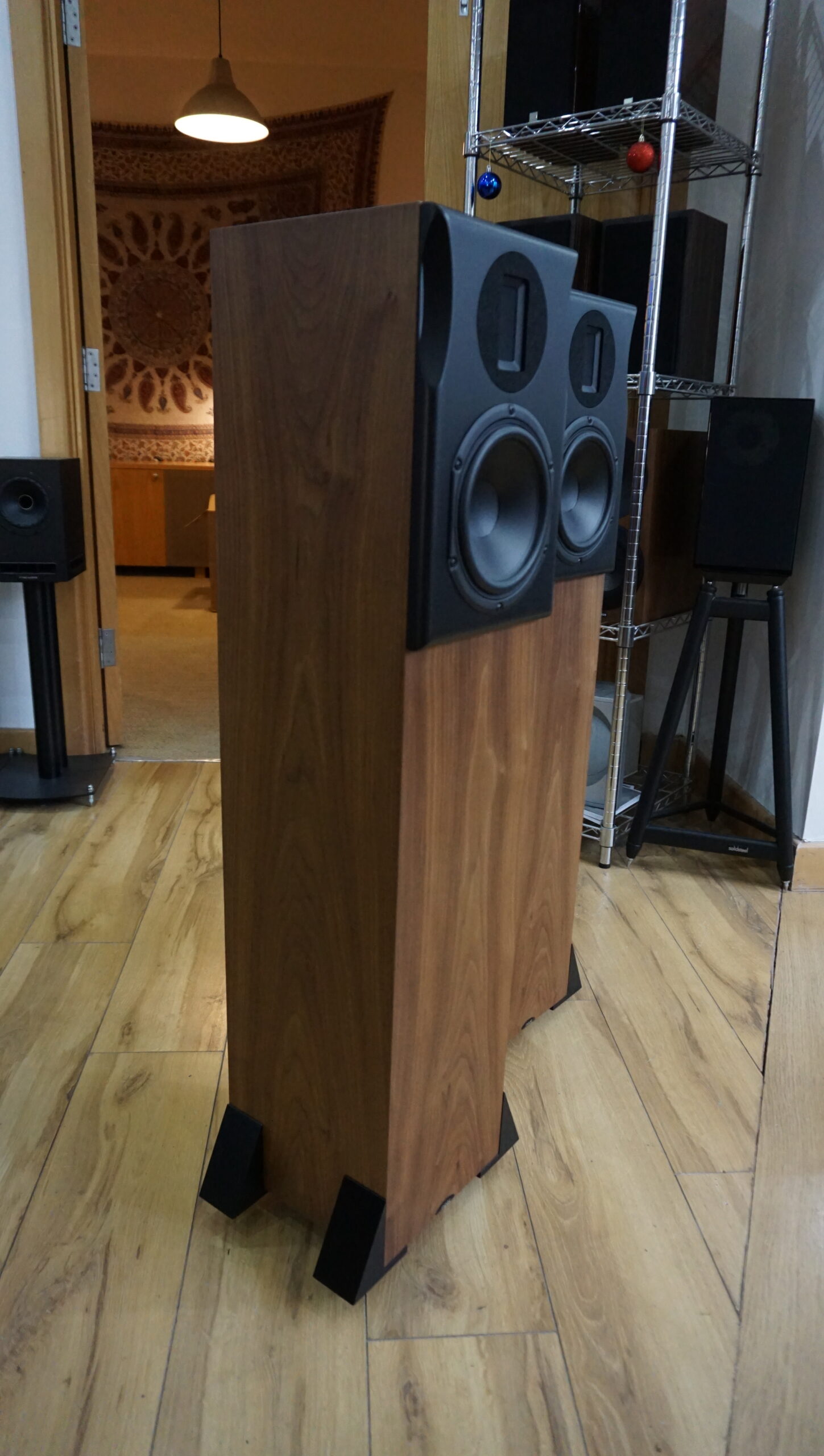 Neat Orkestra loudspeakers in walnut Used - Image 3