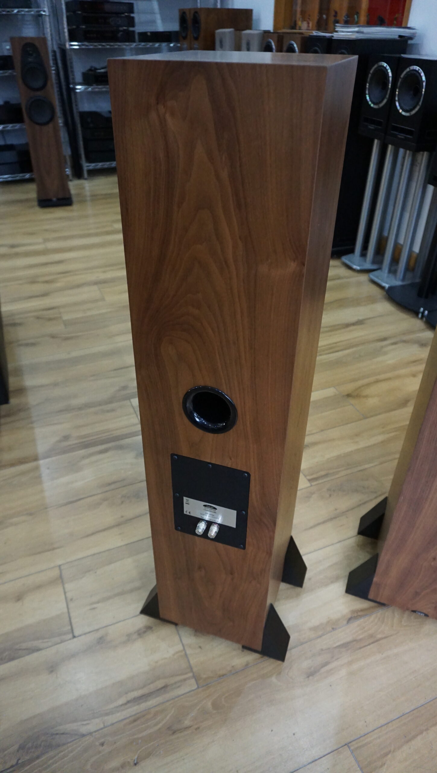 Neat Orkestra loudspeakers in walnut Used - Image 6