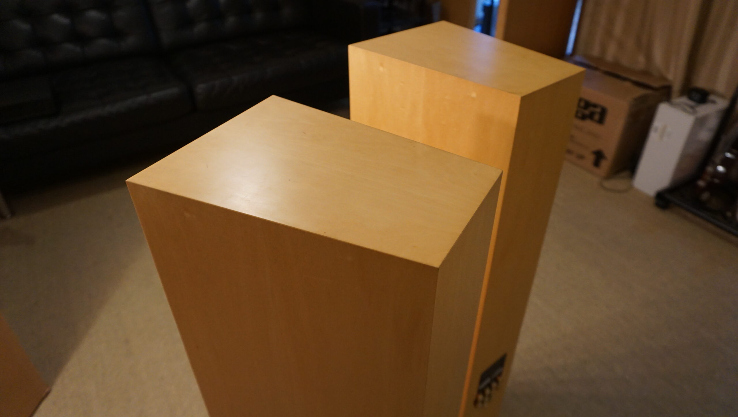 Linn Ninka speakers in maple Used - Image 4