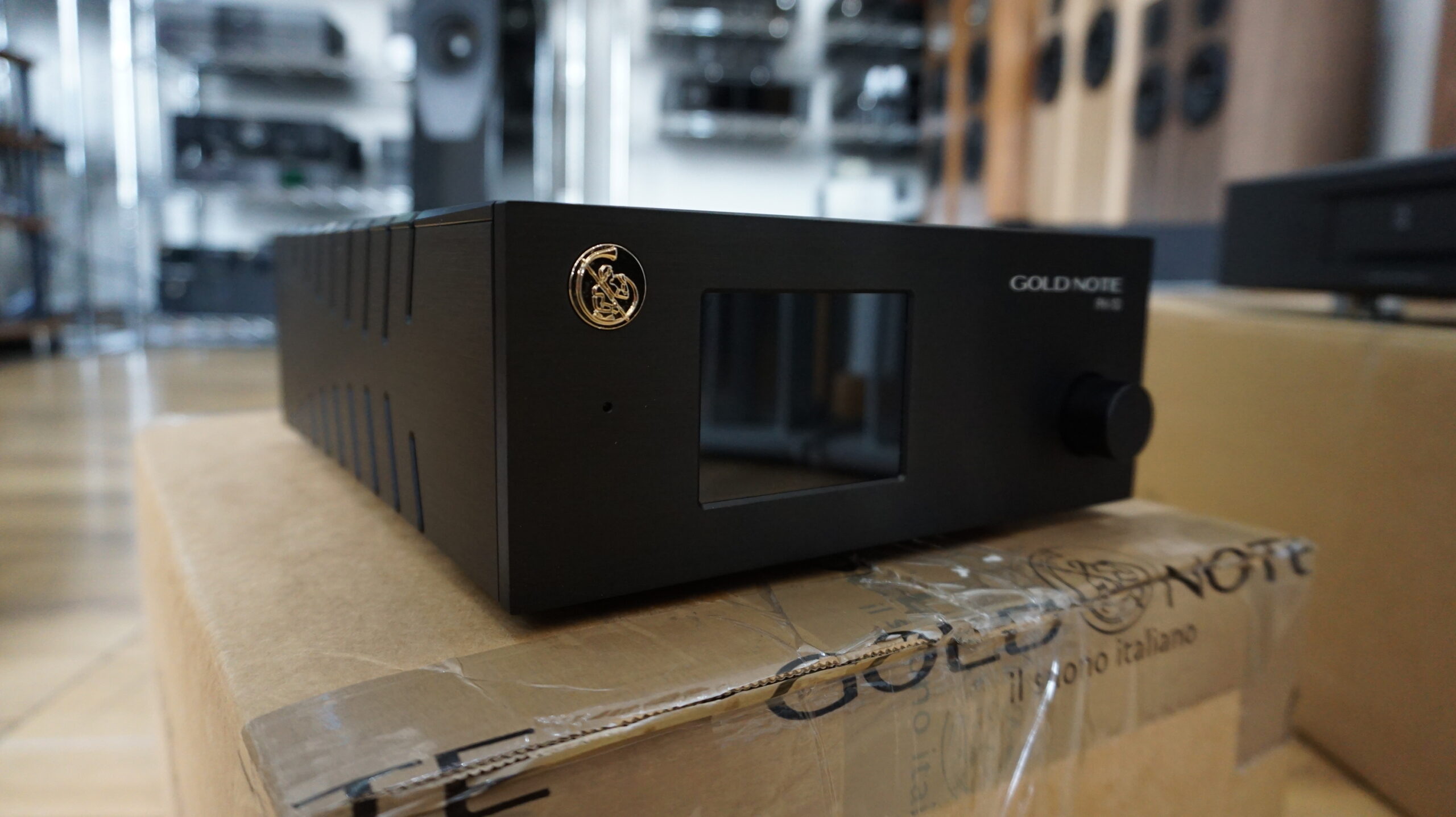 Gold Note PH10 MM & MC phono stage Used - Image 2