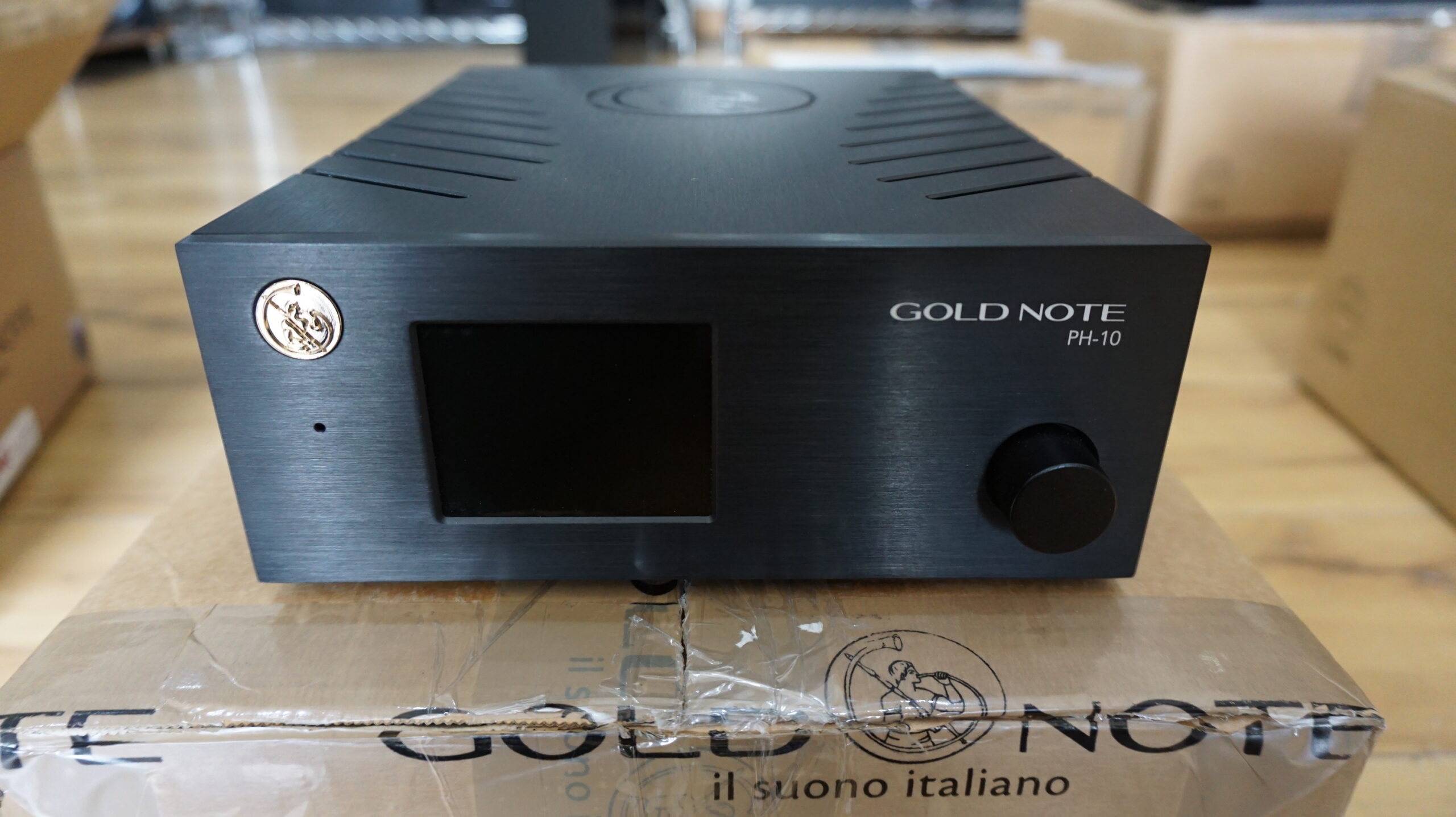 Gold Note PH10 MM & MC phono stage Used - Image 3