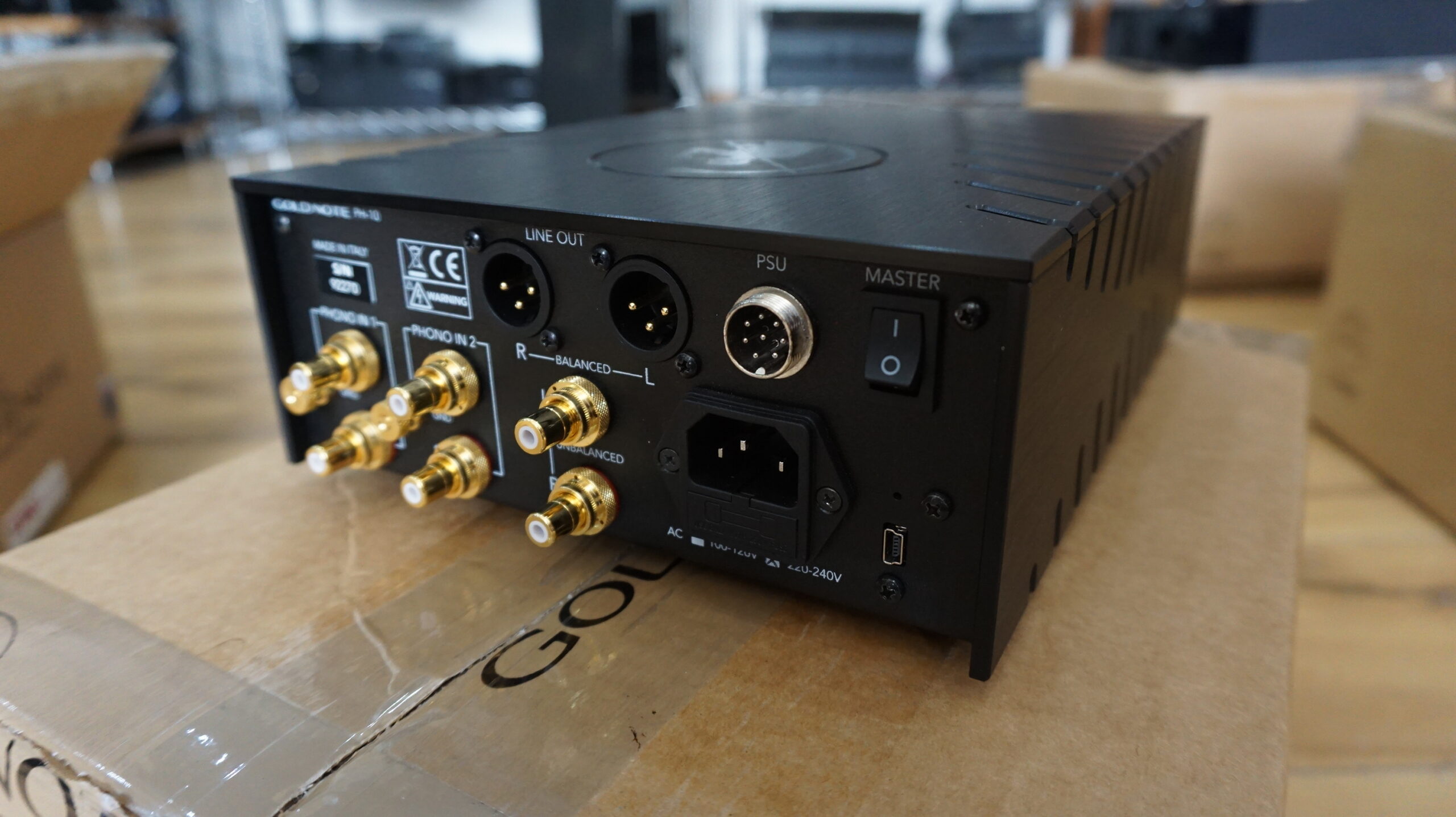 Gold Note PH10 MM & MC phono stage Used - Image 4