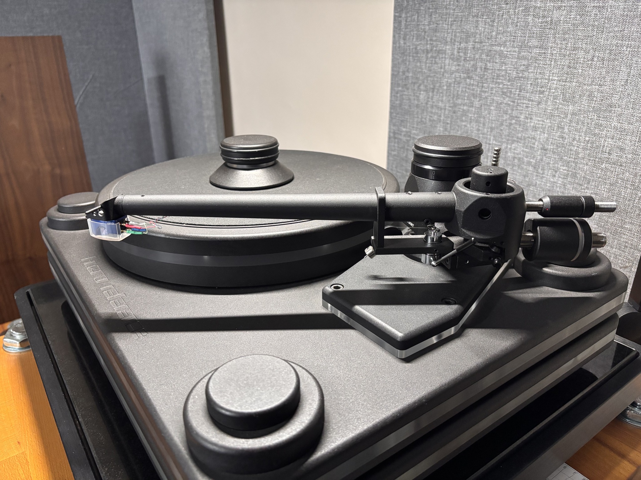 Kuzma Stabi reference 2 with Kuzma Point4 11 arm USED - Image 4