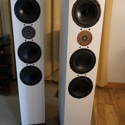 Spendor D9
