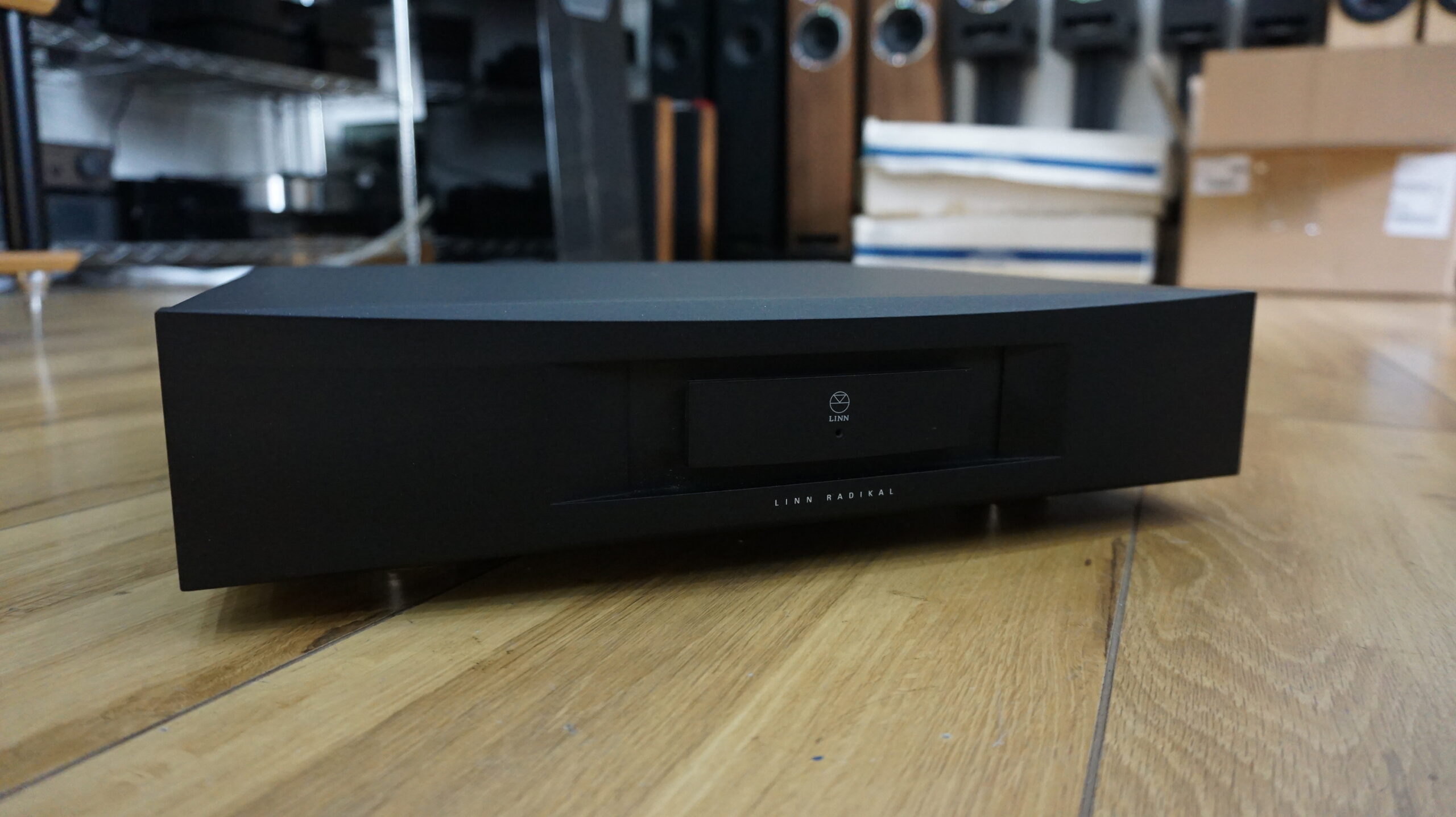 LINN LP12 in walnut (read for spec) - Image 13
