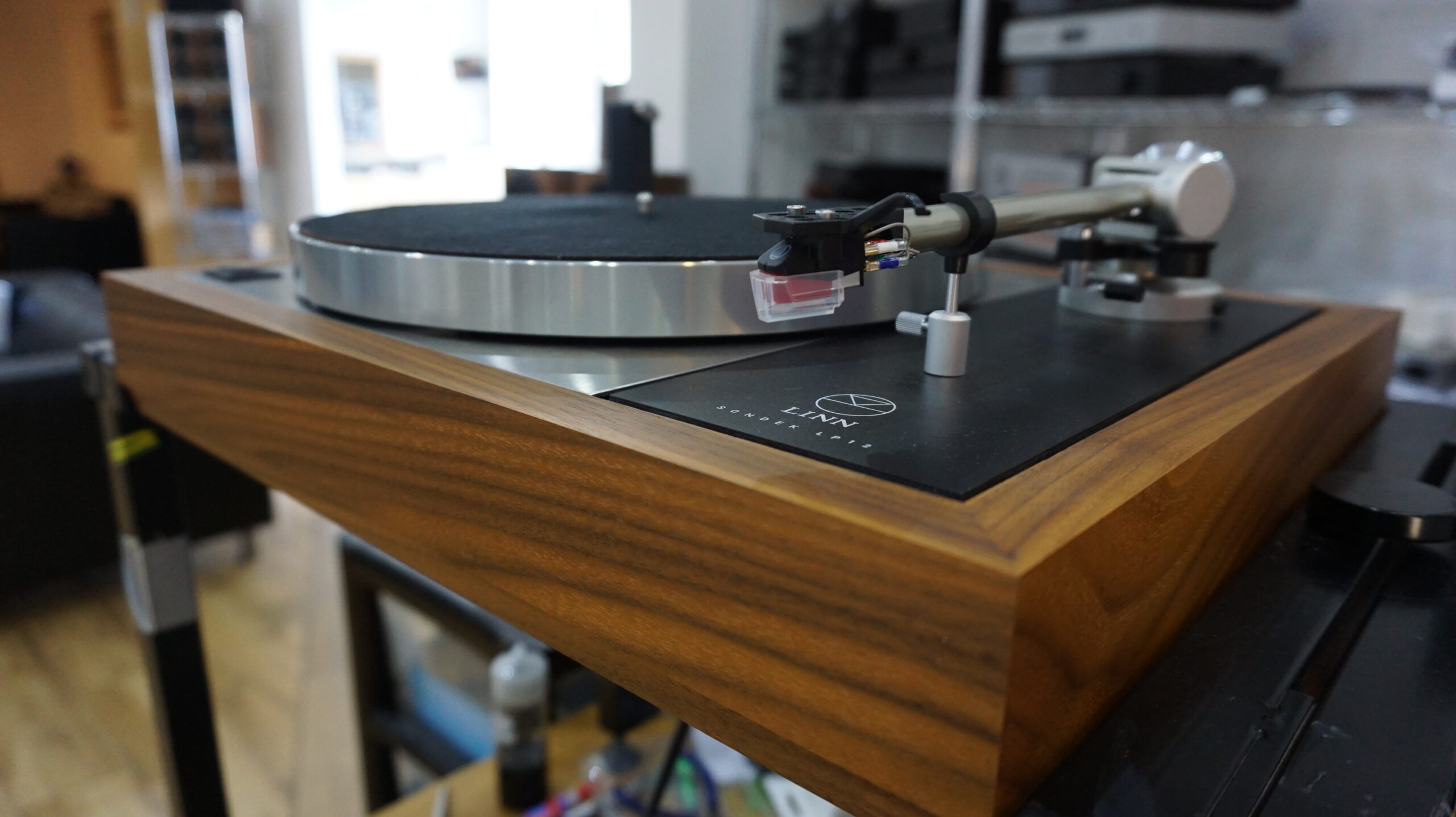 LINN LP12 in walnut (read for spec)