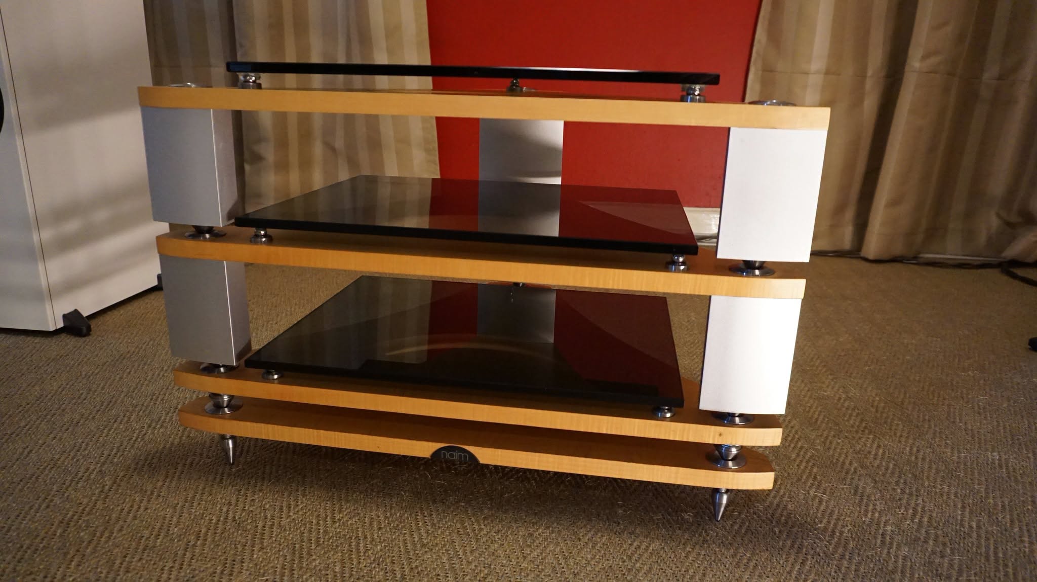Used Naim Audio Frame. In maple. Base plus two standard levels. - Image 5