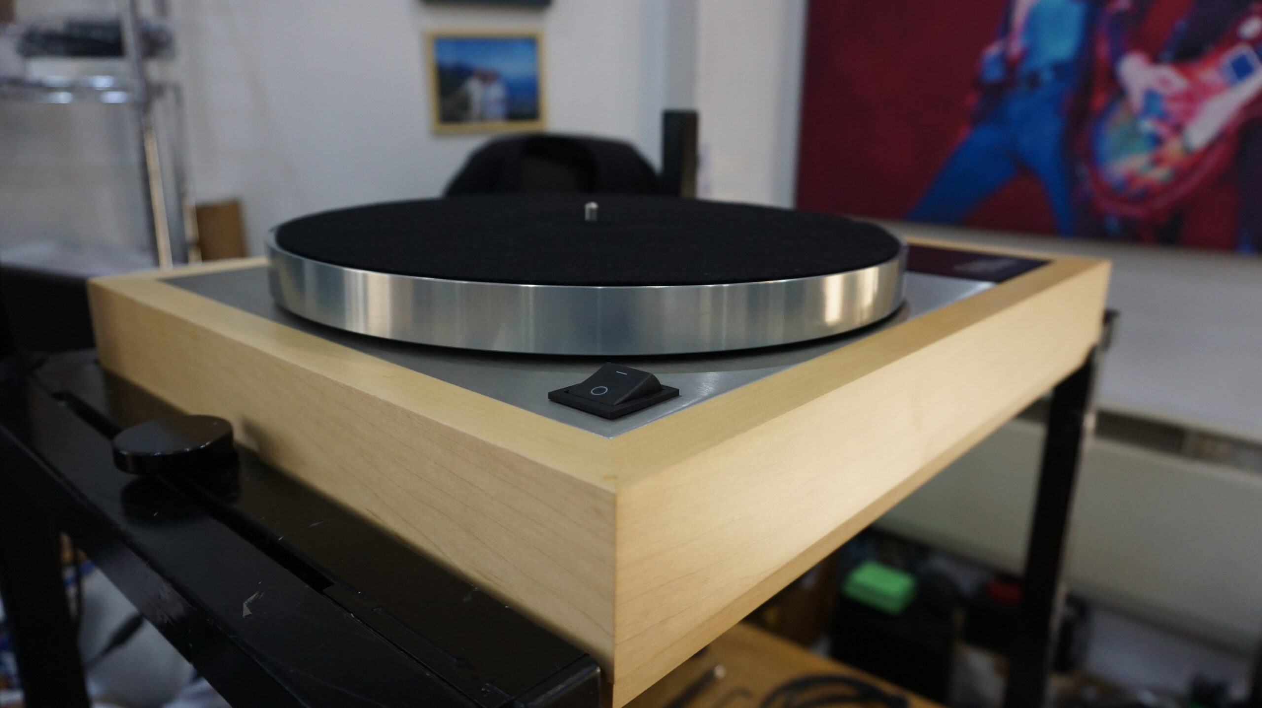Linn LP12 in maple. No tonearm. Used/new