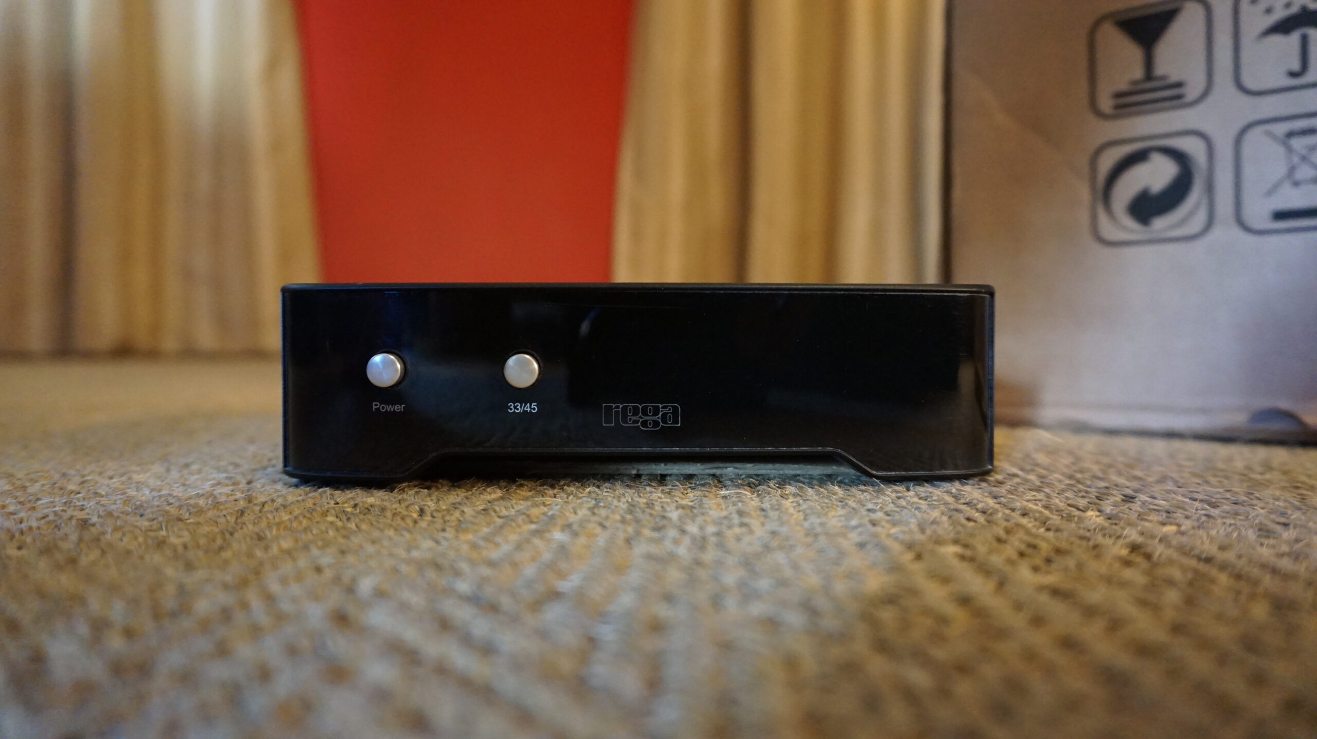Rega P8 Upgraded with RB2000 arm. Used - Image 5