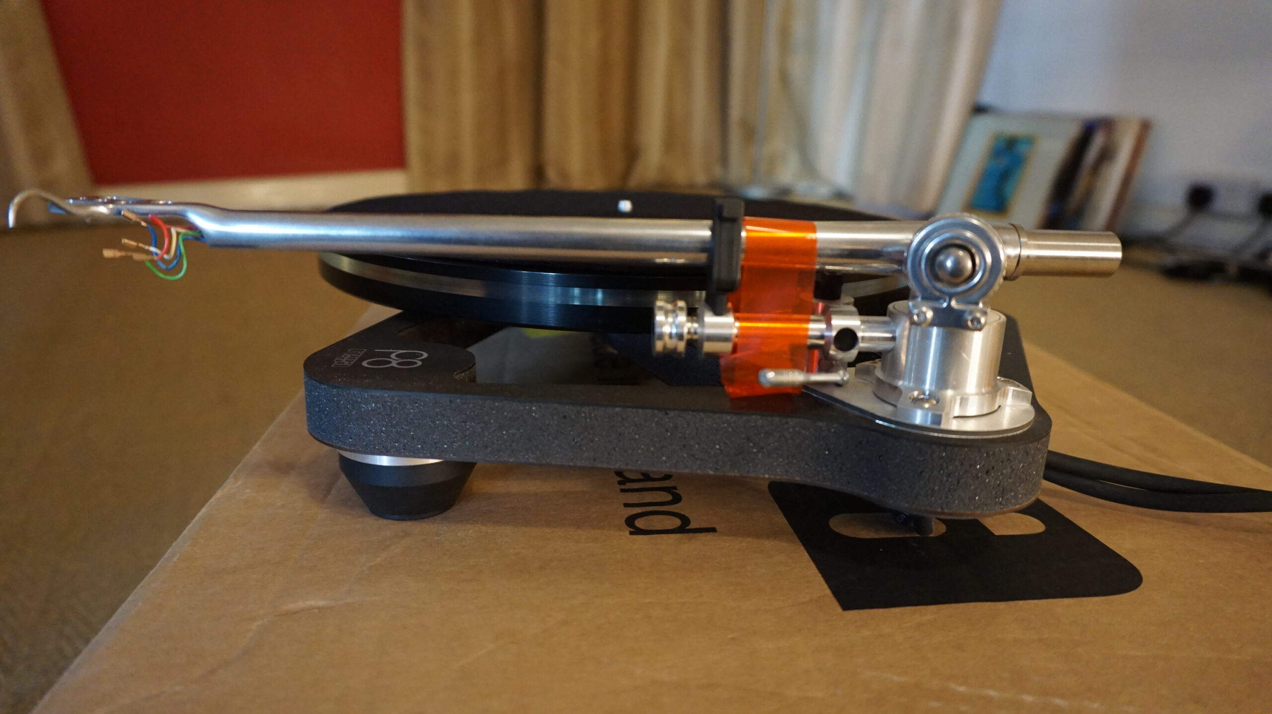 Rega P8 Upgraded with RB2000 arm. Used - Image 6
